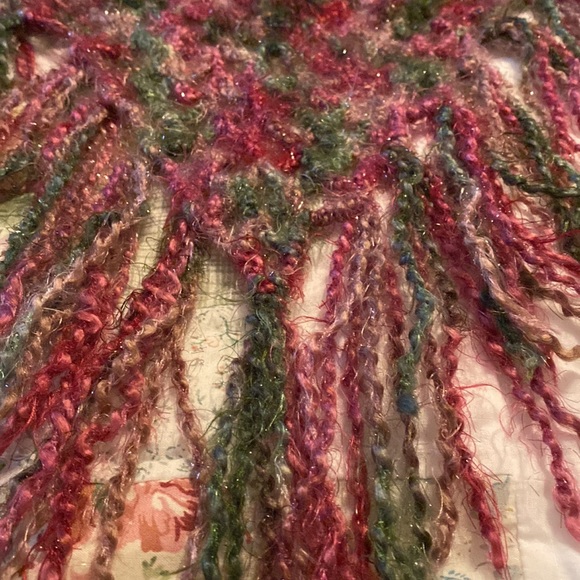 Bohemian sparklyCrochet scarf - Picture 10 of 11